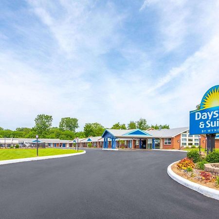 Days Inn By Wyndham Wauseon Exterior photo